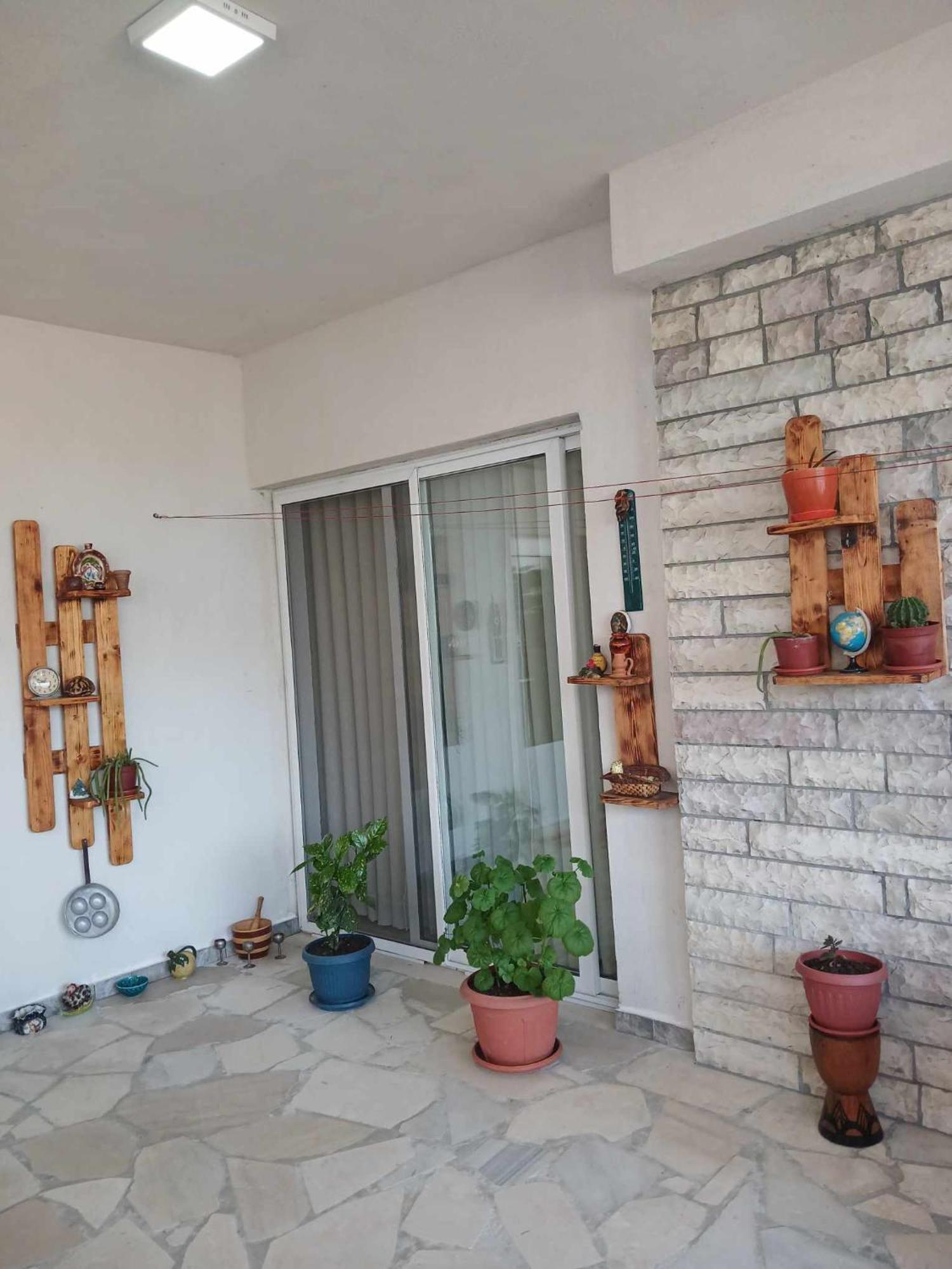 Eniguesthouse Gjirokastër 外观 照片