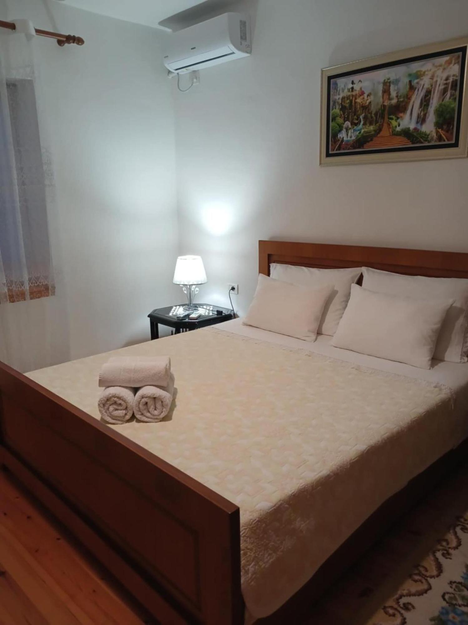 Eniguesthouse Gjirokastër 外观 照片
